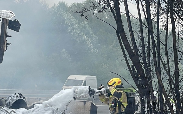 USAG Rheinland-Pfalz aids German fire crews to fight Autobahn vehicle fire