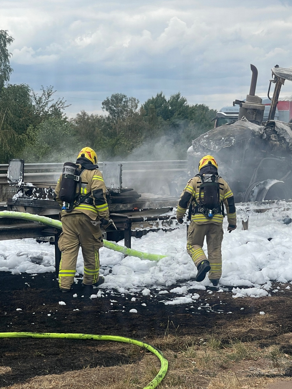 USAG Rheinland-Pfalz aids German fire crews to fight Autobahn vehicle fire
