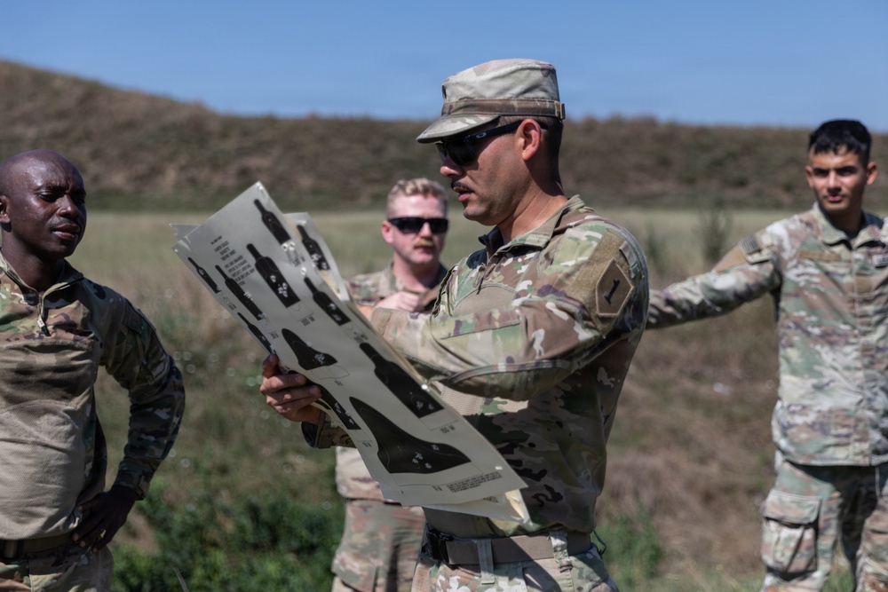 U.S. Soldiers assigned to the 1st Infantry Division conduct qualifying range at Mihail Kogălniceanu Air Base, Romania