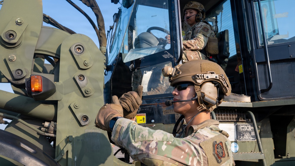 Airmen Sharpen Rapid Response Skills During Turbo Distribution