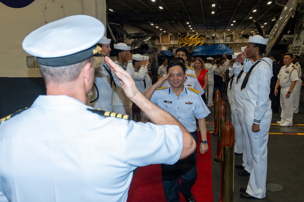 George Washington Hosts Big Top Reception