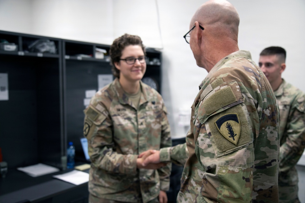 Medical Leaders Visit V Corps Forward