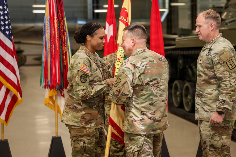 Fort Lee welcomes new garrison commander