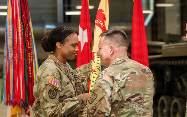 Fort Lee welcomes new garrison commander