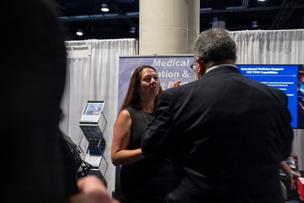 Defense Health Agency Team hosts military, industry, academic research and development experts during premier military meeting