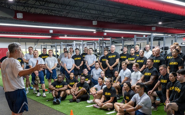 Top National Guard general does PT with OKGuard