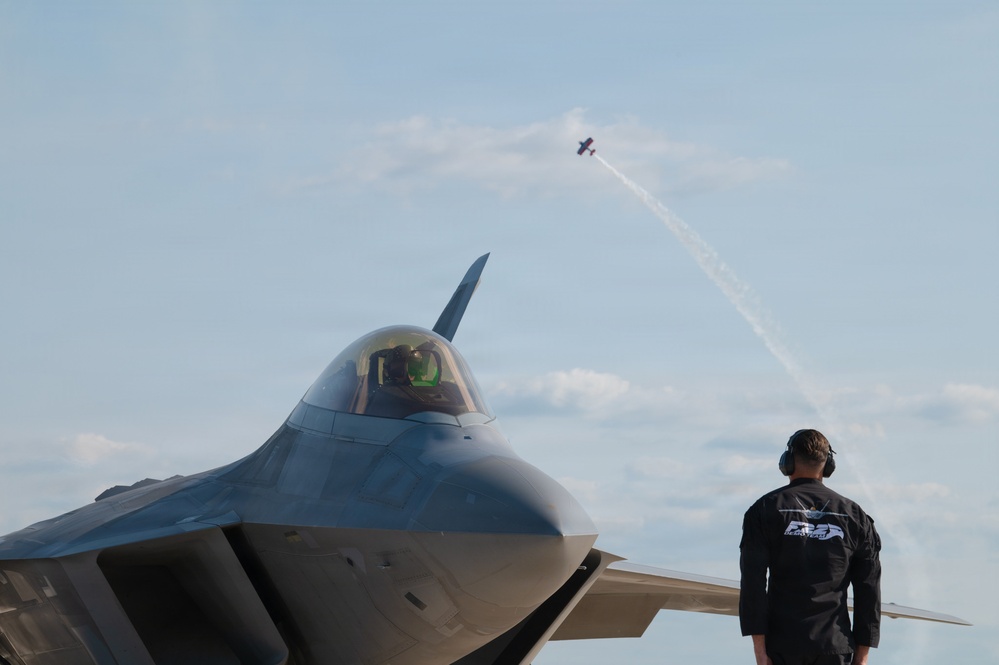 F-22 Raptor Demonstration Team Visits EAA AirVenture Oshkosh 2026