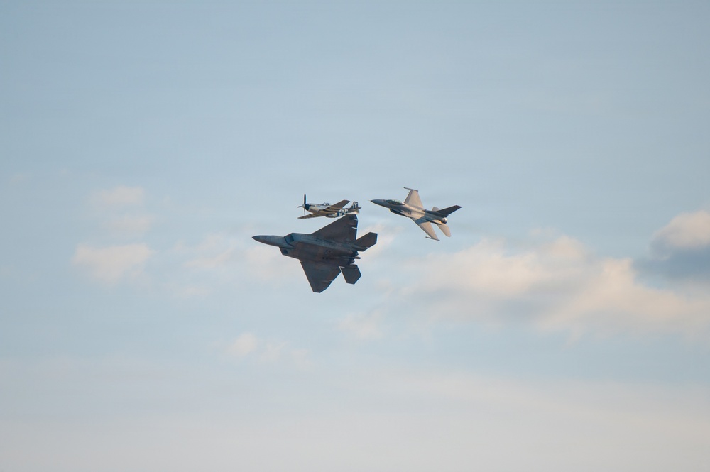 U.S Air Force Performs Heritage Flight at EAA AirVenture Oshkosh 2026