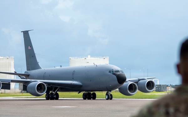 6th ARW Airmen reunite with loved ones after deployment