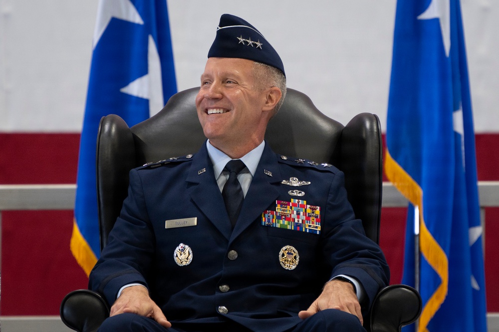 Air Mobility Command welcomes new commander