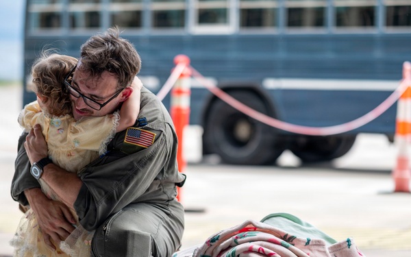 6th ARW Airmen reunite with loved ones after deployment