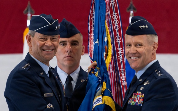 Air Mobility Command welcomes new commander
