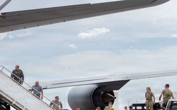 6th ARW Airmen reunite with loved ones after deployment