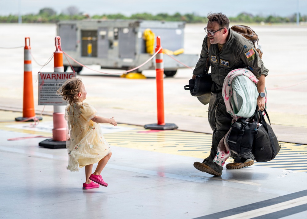 6th ARW Airmen reunite with loved ones after deployment