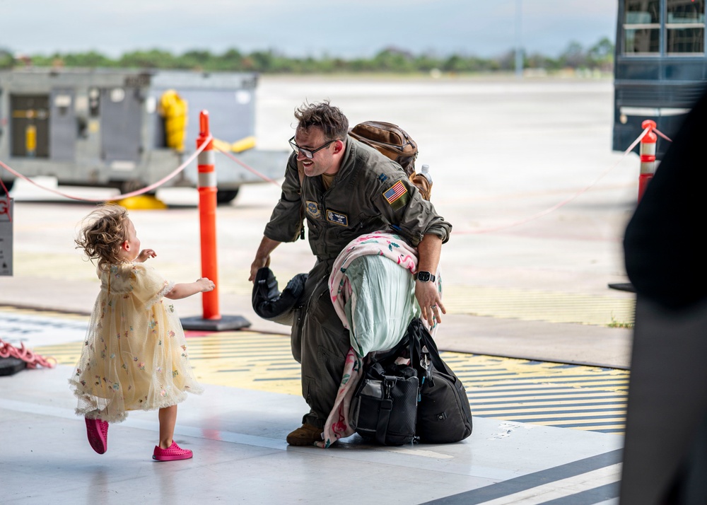 6th ARW Airmen reunite with loved ones after deployment