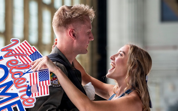 6th ARW Airmen reunite with loved ones after deployment