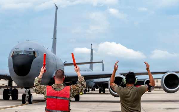 6th ARW Airmen reunite with loved ones after deployment