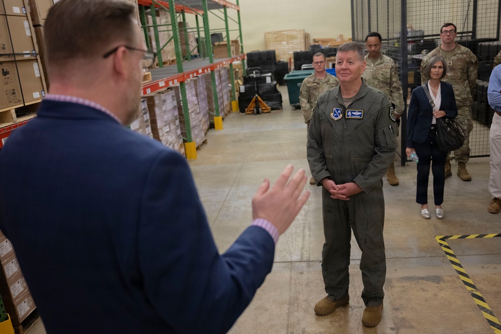 Maj. Gen. Richardson tours Joint Base Andrews as new AFDW Commander