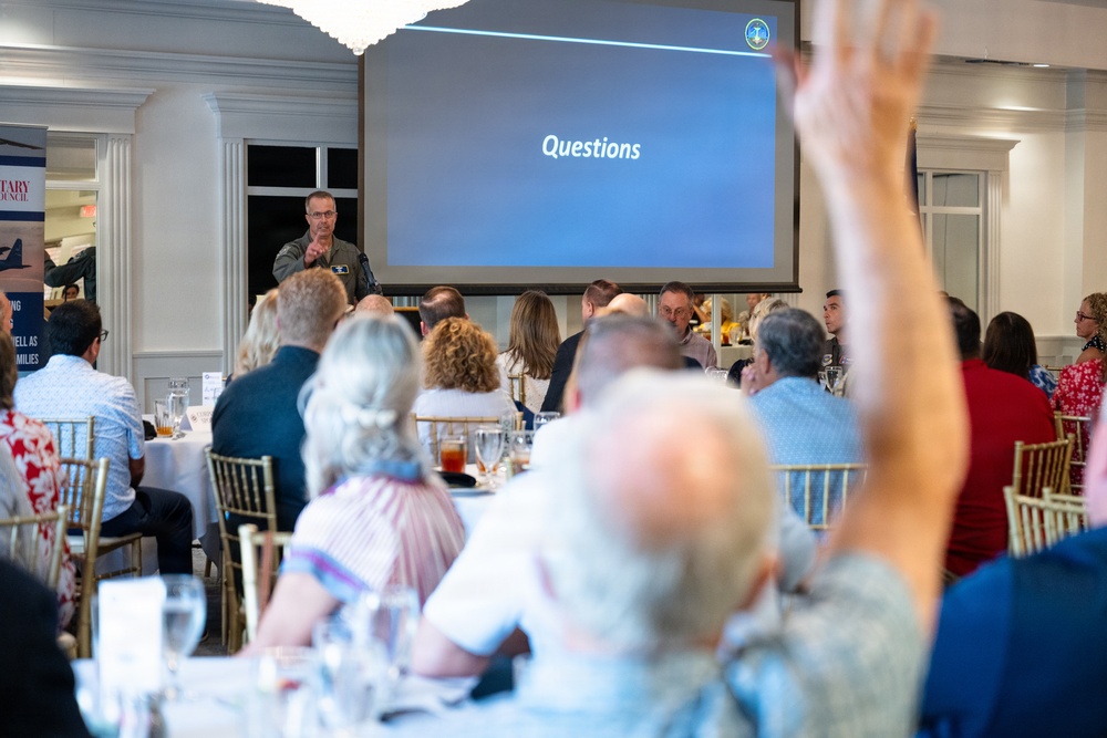 Maj. Gen. Ty Neuman meets Abilene leaders at MAC luncheon