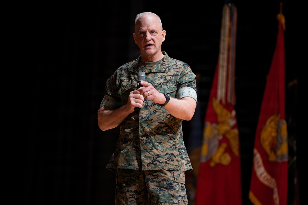 II Marine Expeditionary Force, Change of Command