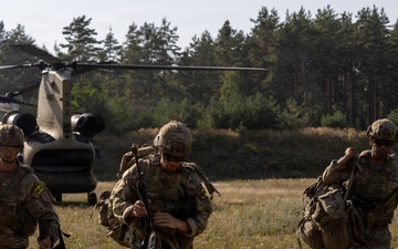 U.S. Army Europe and Africa Best Squads Complete CH-47 Chinook Air Extraction