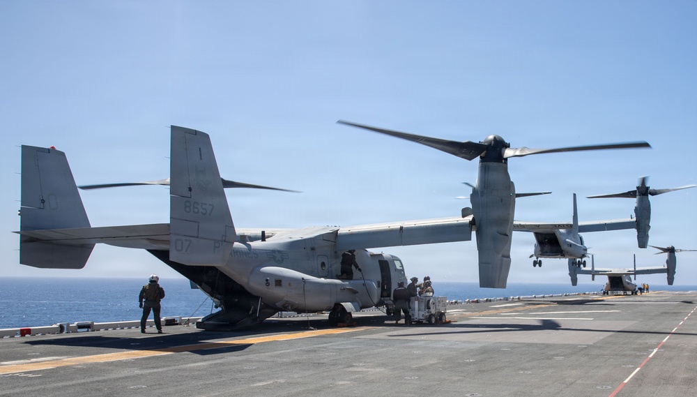 U.S. Marine V-22 Osprey aircraft Arrive at USS Makin Island