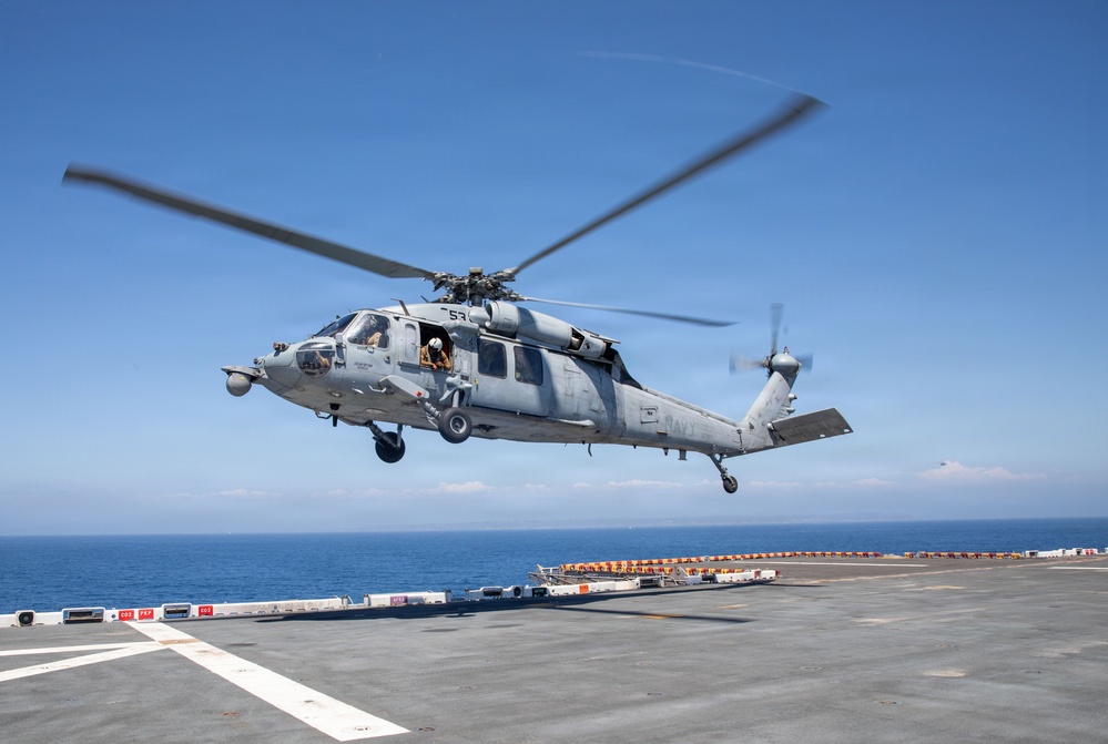 USS Makin Island Conducts MH-60S Flight Operations