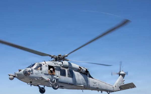 USS Makin Island Conducts MH-60S Flight Operations