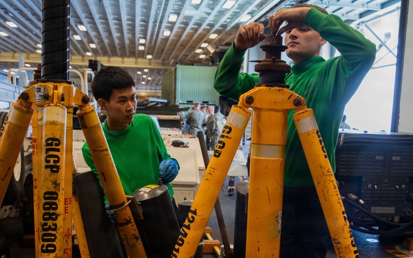 Maintenance Conducted on USS Makin Island