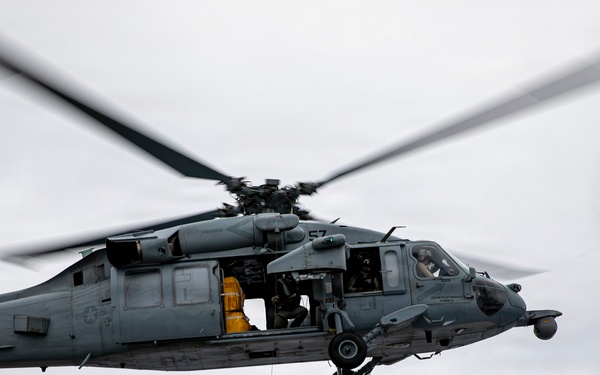 MKI HSC hoisting evolution while underway