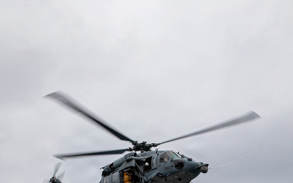 MKI HSC hoisting evolution while underway