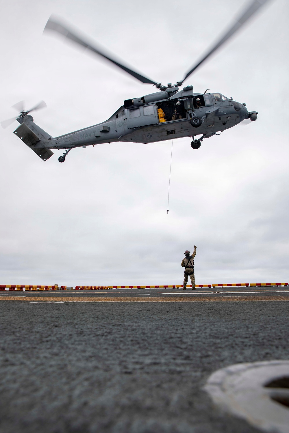 MKI HSC hoisting evolution while underway