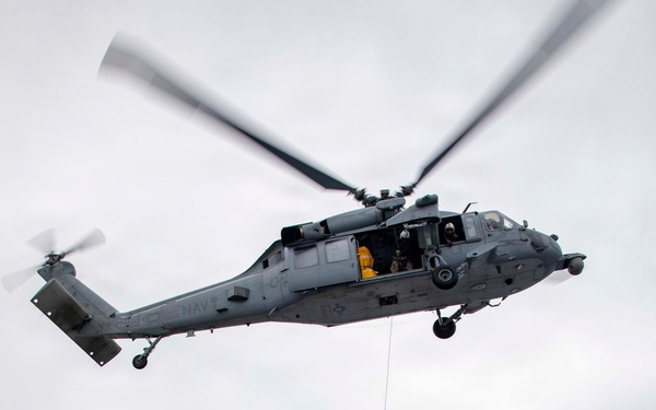 MKI HSC hoisting evolution while underway