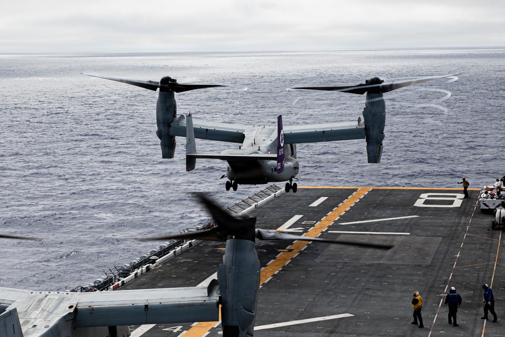 USS Makin Island Conducts VM-22 Flight Operations