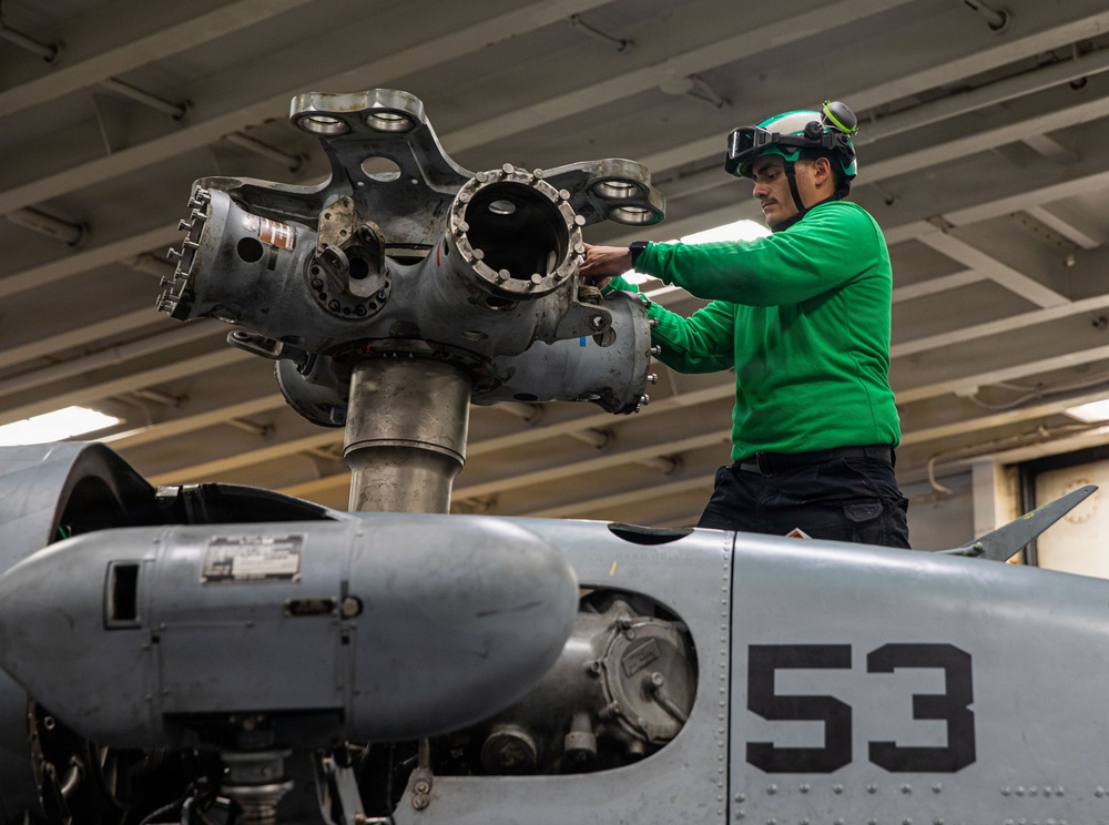 MH-60S Sea Hawk Maintenance aboard USS Makin Island
