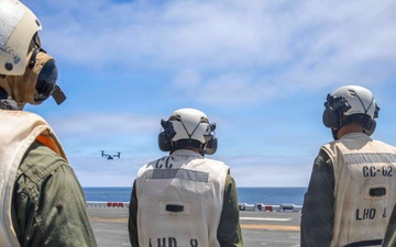 USS Makin Island Conducts Casualty Recieving Drill