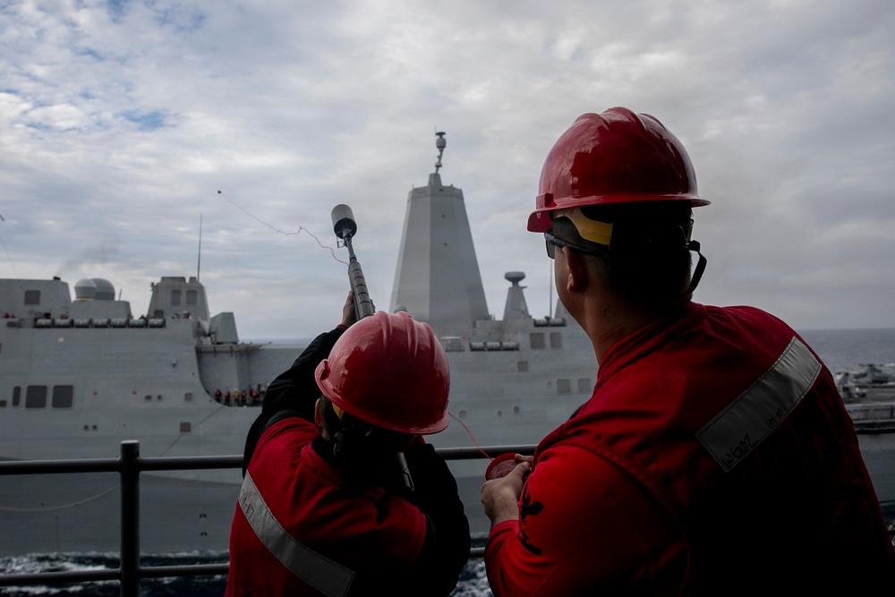 USS Makin Island Conducts RAS With USS Anchorage