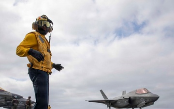 F-35B Prepares to Launch Off USS Makin Island