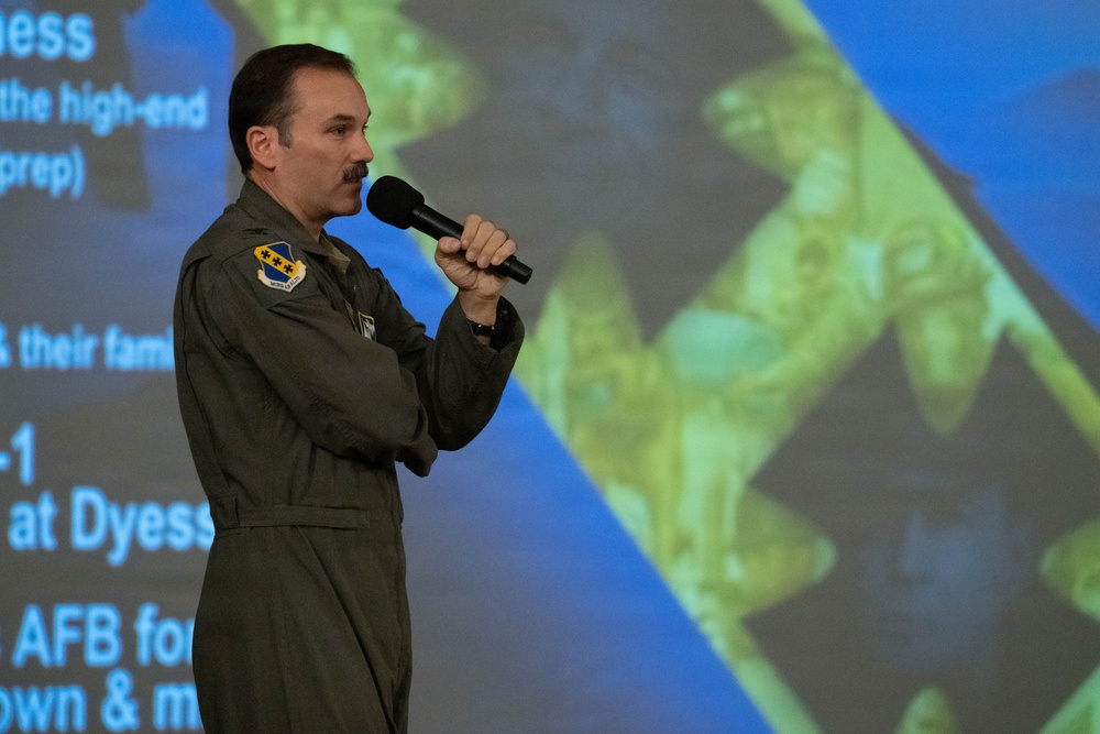 Col. Robert “Ripper” Sturgill holds first commander’s call
