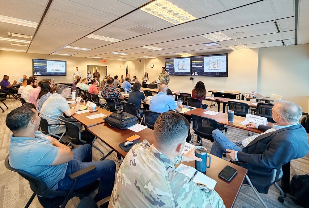Jacksonville District establishes new team to support FEMA disaster debris missions