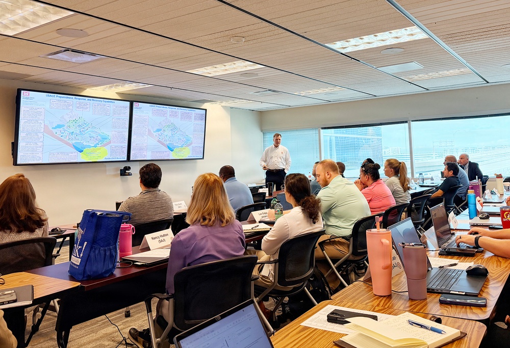 Jacksonville District establishes new team to support FEMA disaster debris missions