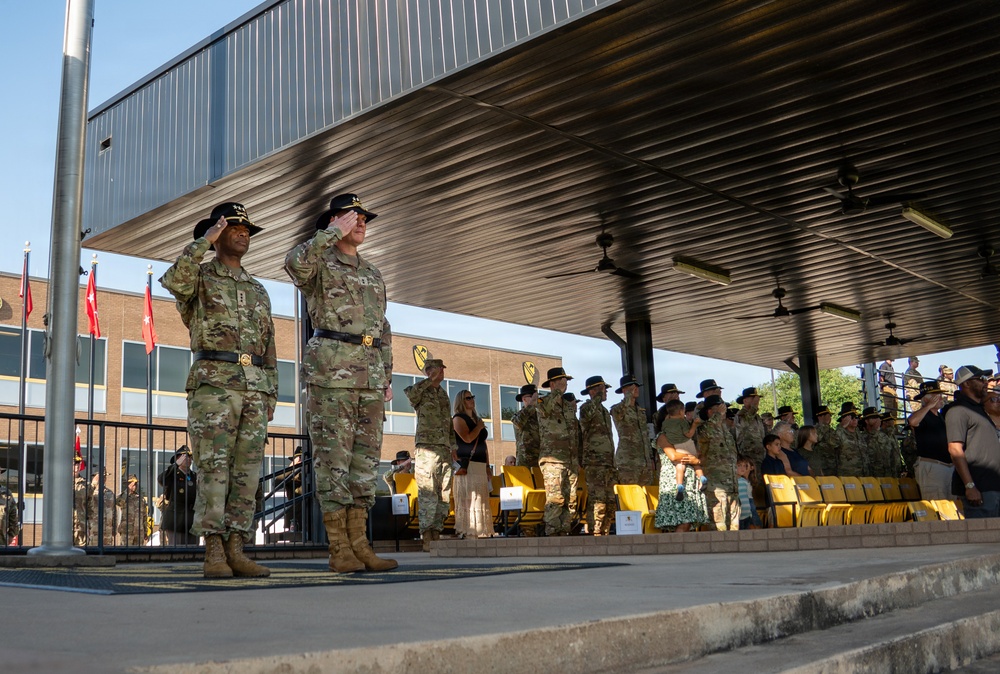 Maj. Gen. Thomas M. Feltey relinquishes command of the 1st Cavalry Division