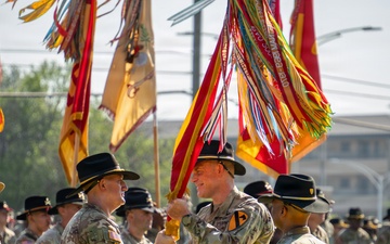 1st Cavalry Division marks leadership transition as Feltey relinquishes command