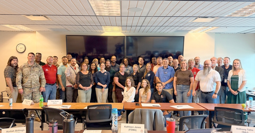 Jacksonville District establishes new team to support FEMA disaster debris missions