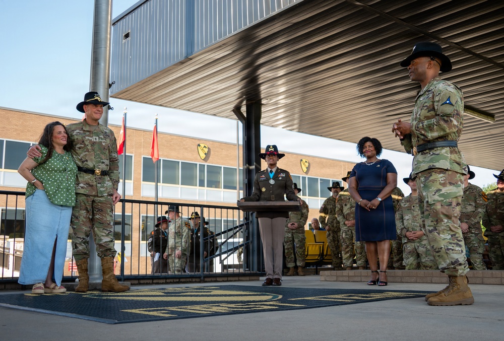 Maj. Gen. Thomas M. Feltey relinquishes command of the 1st Cavalry Division