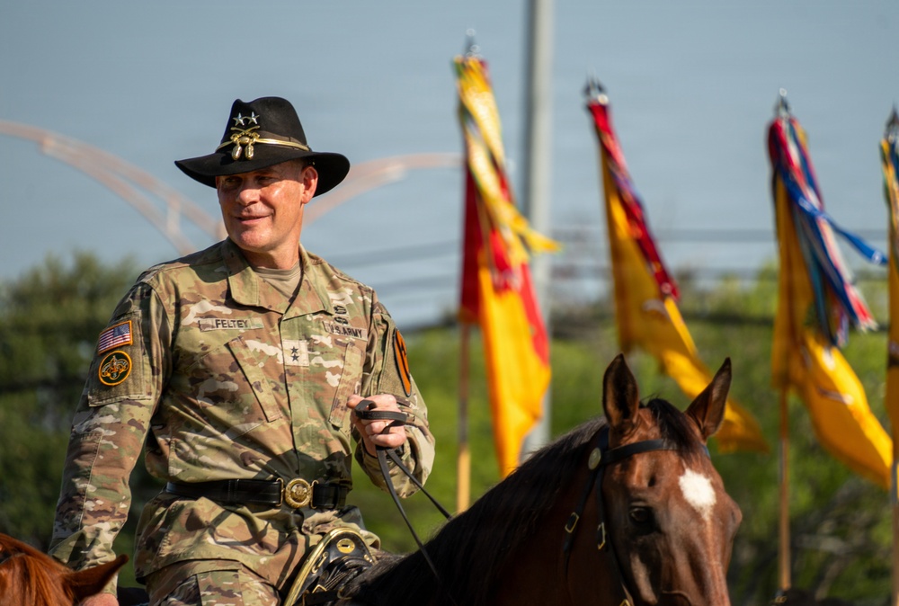 Maj. Gen. Thomas M. Feltey relinquishes command of the 1st Cavalry Division
