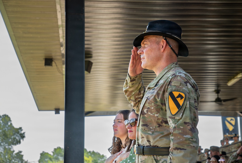 Maj. Gen. Thomas M. Feltey relinquishes command of the 1st Cavalry Division
