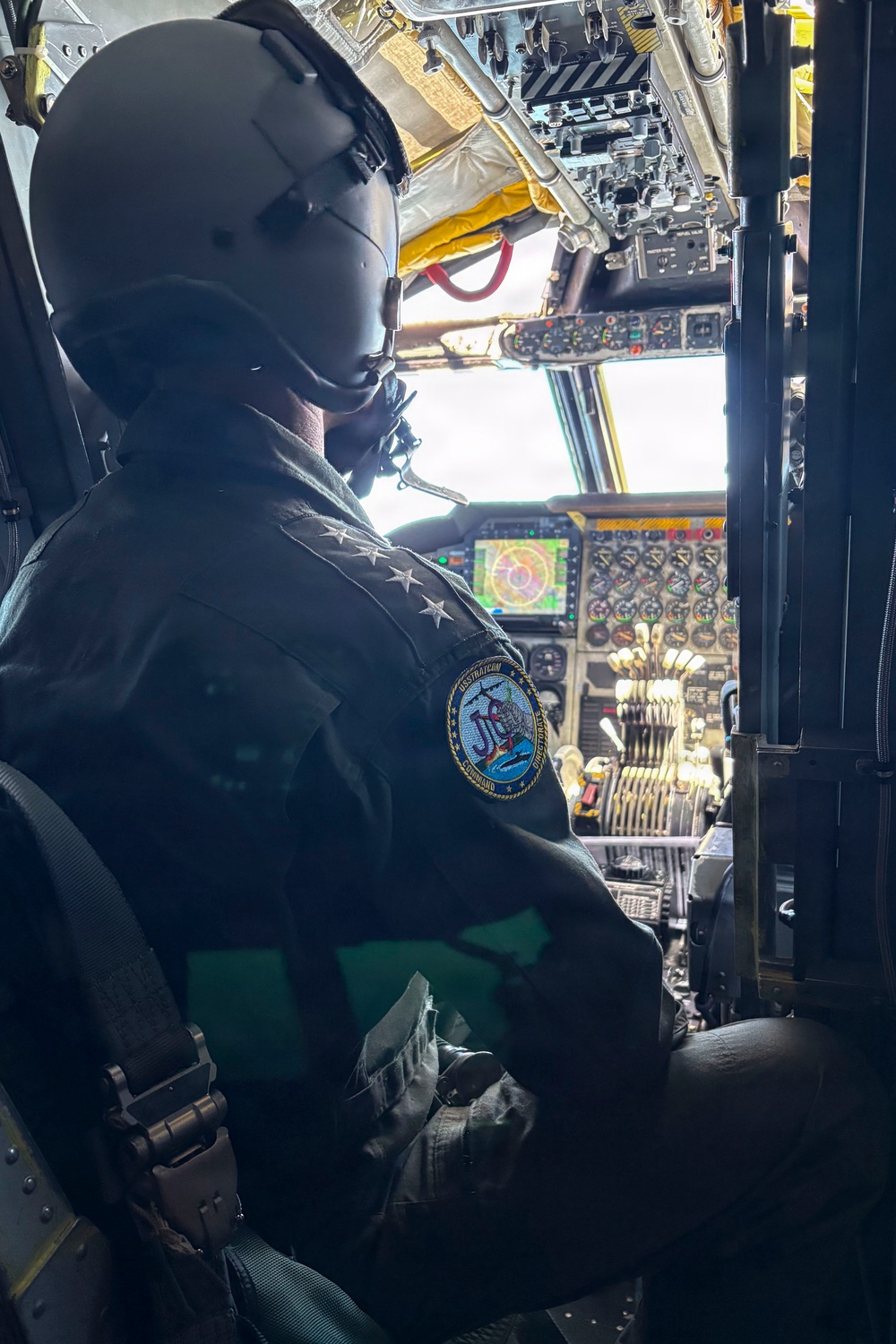 Commander of US Strategic Command visits Barksdale AFB