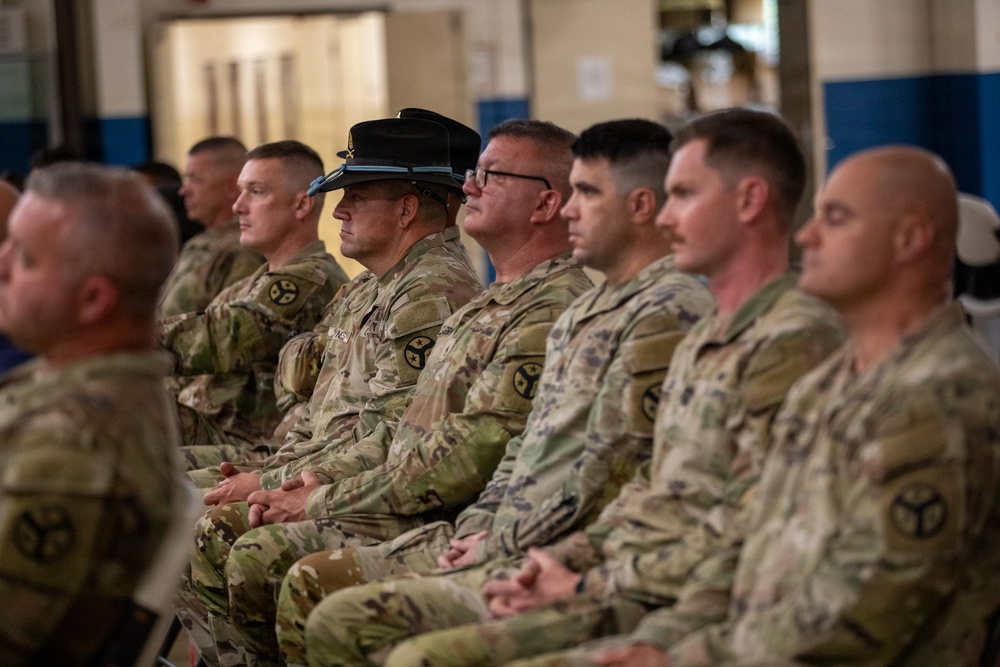 Public affairs first sergeant retires after 40-year Army career