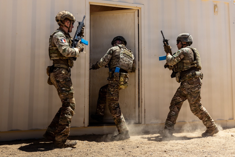 French Marines with 21st Marine Infantry Regiment conduct Range 220 at the Combat Center